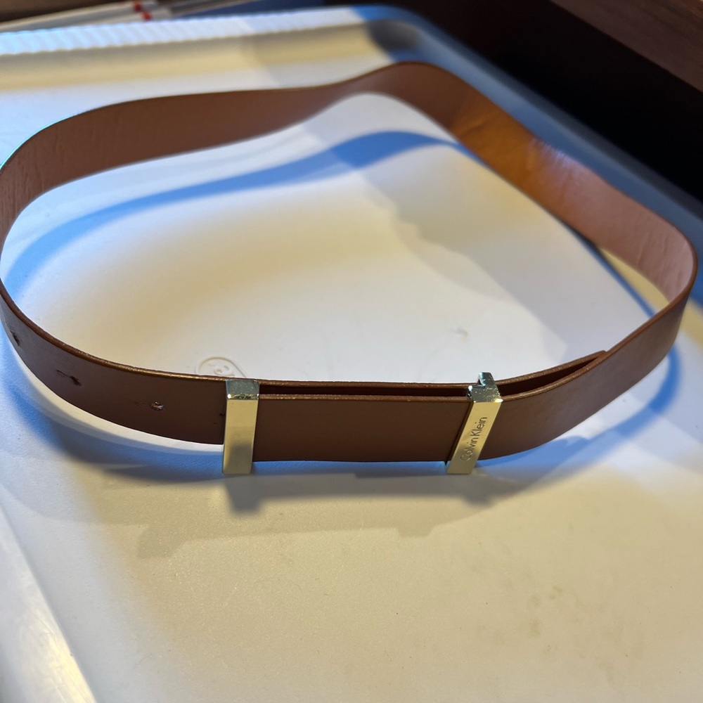 Calvin Klein Brown Leather Belt. Size 10.